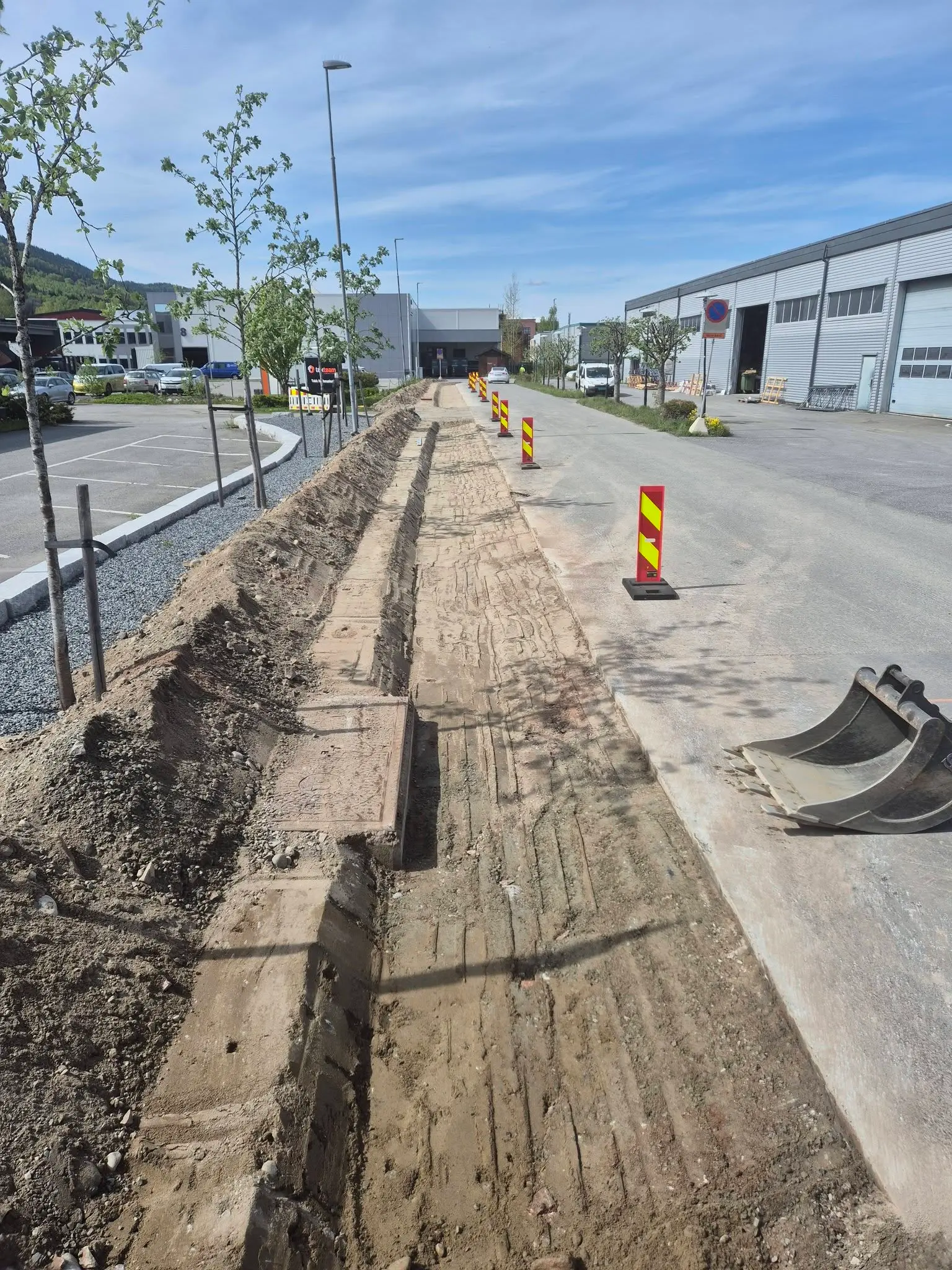 Grøftearbeid langs vei